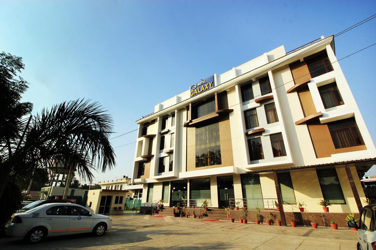 Hotel Galaxy Alwar Exterior foto